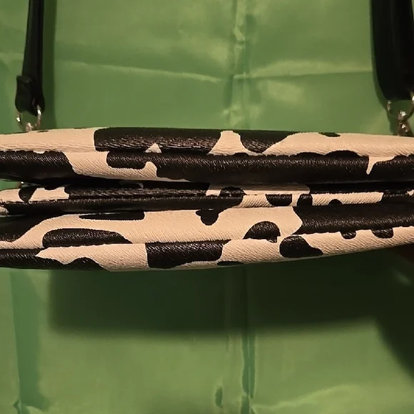 Source Unknown Monochrome Cow Print Crossbody Bag - Picture 8 of 8